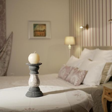 Bed and Breakfast Domaine De La Fontaine Chavagne Экстерьер фото