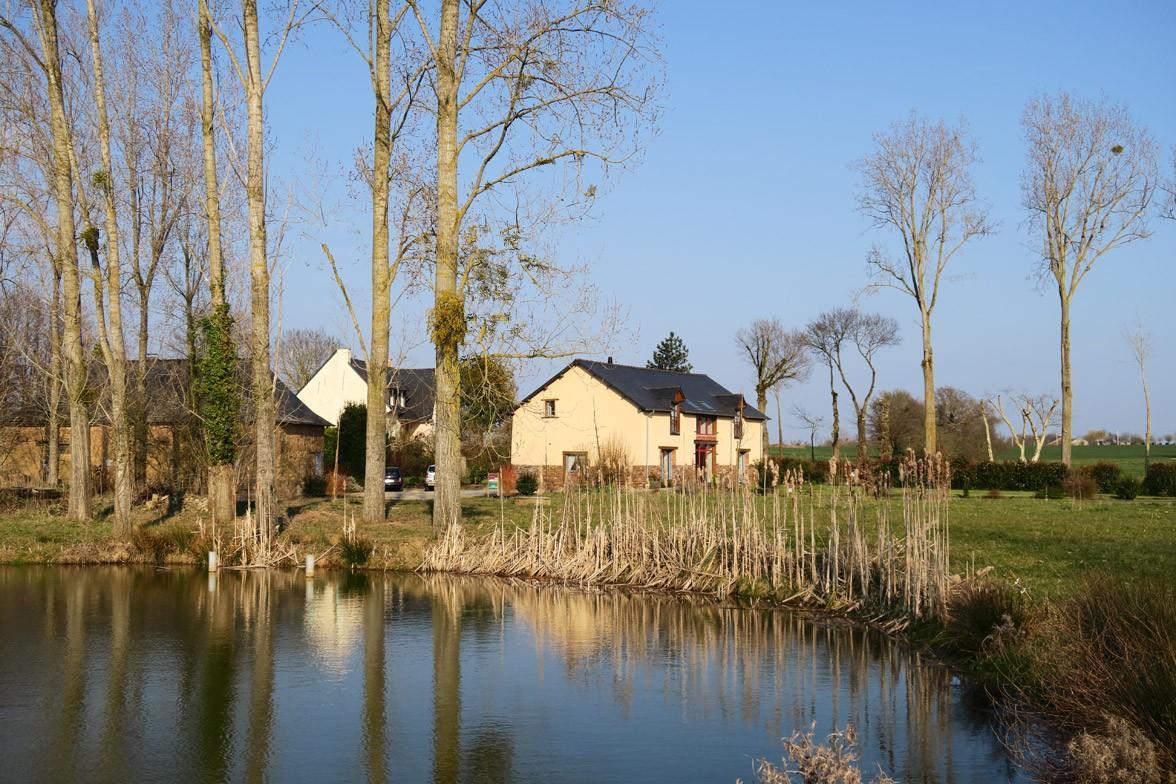 Bed and Breakfast Domaine De La Fontaine Chavagne Экстерьер фото