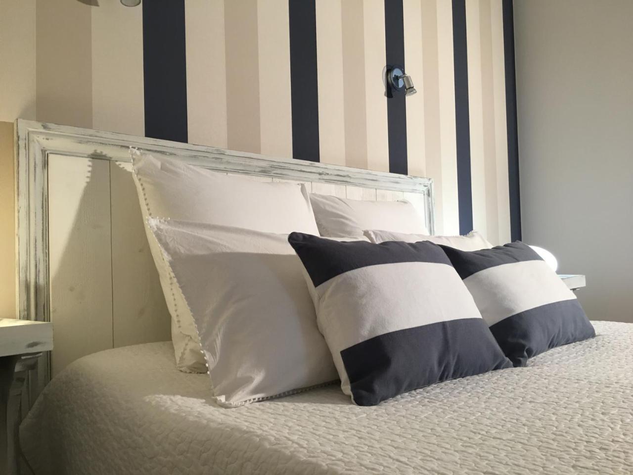 Bed and Breakfast Domaine De La Fontaine Chavagne Экстерьер фото
